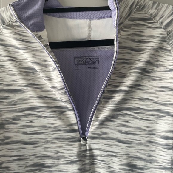 Patagonia All Weather 1/2-Zip Mesh Shirt Top - Picture 4 of 6